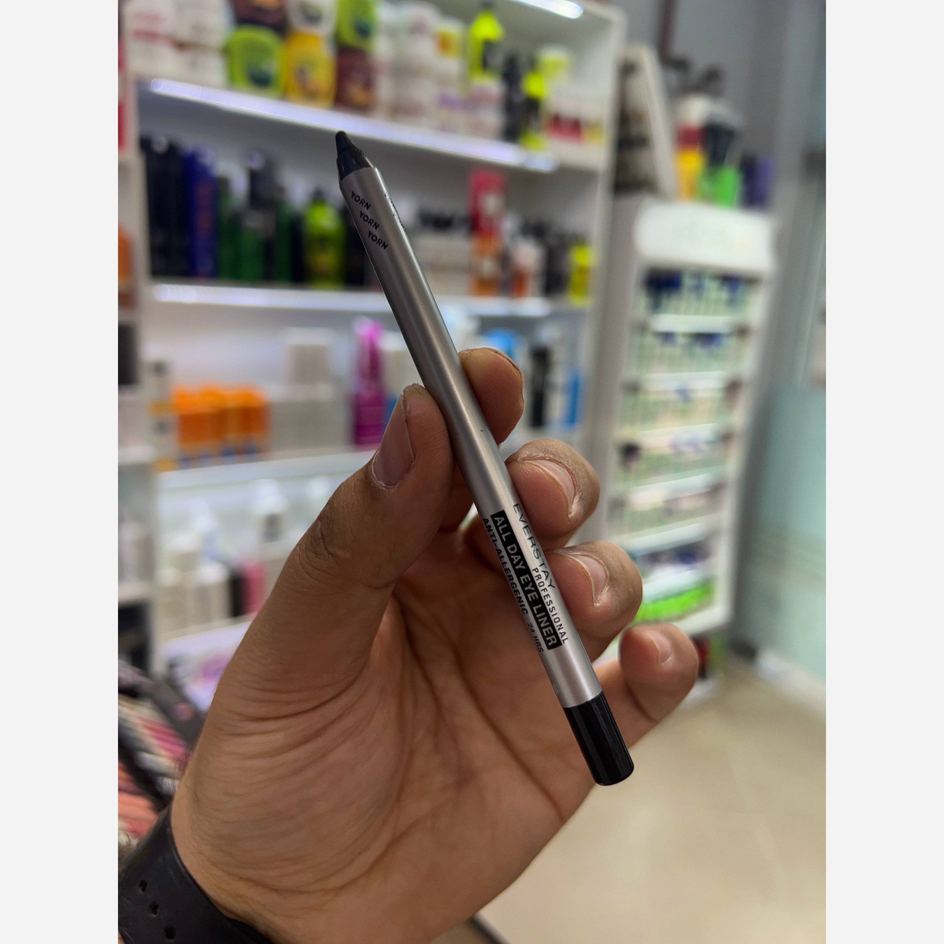 مداد آنتی آلرژی و کربنی
