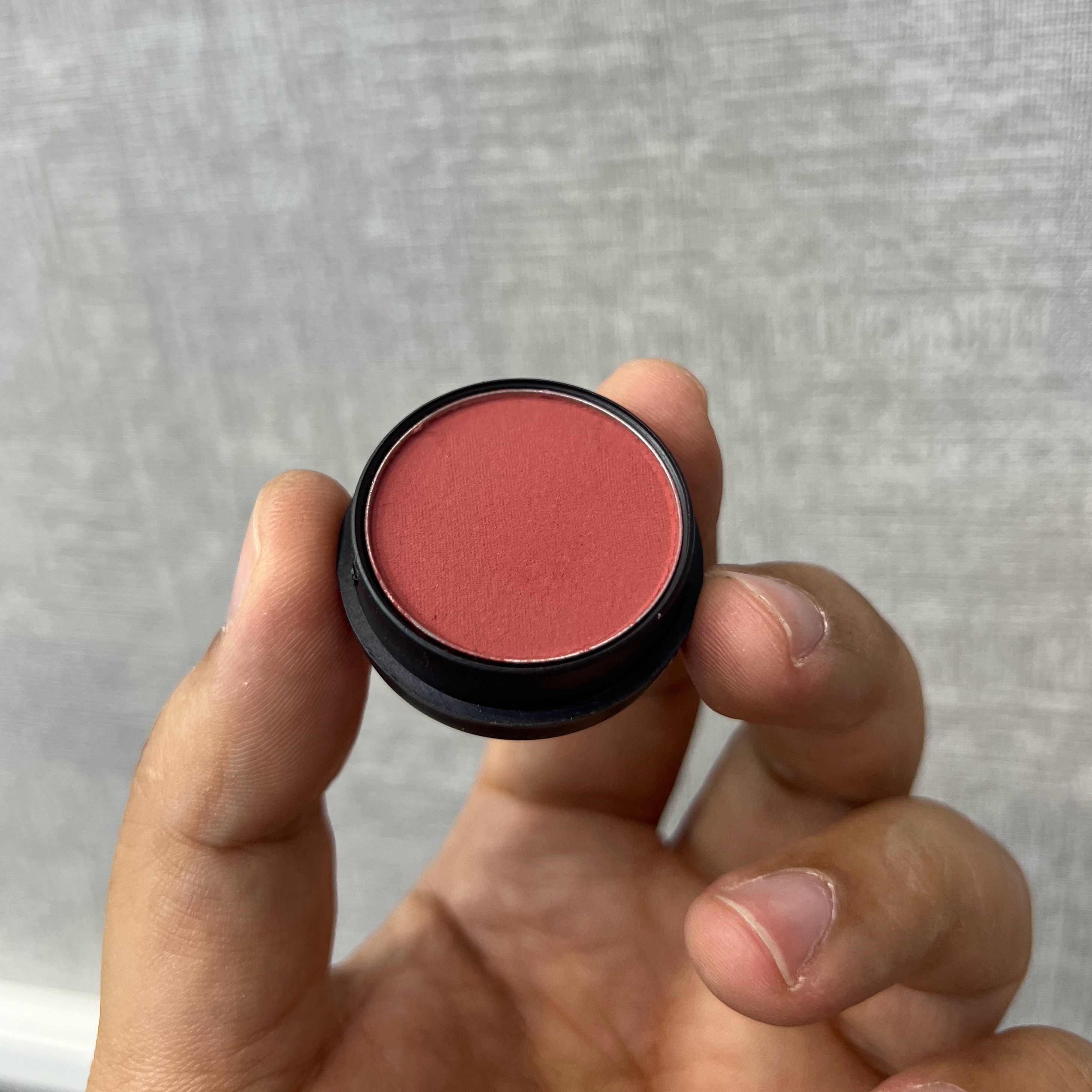 سایه چشم prominent شماره 840