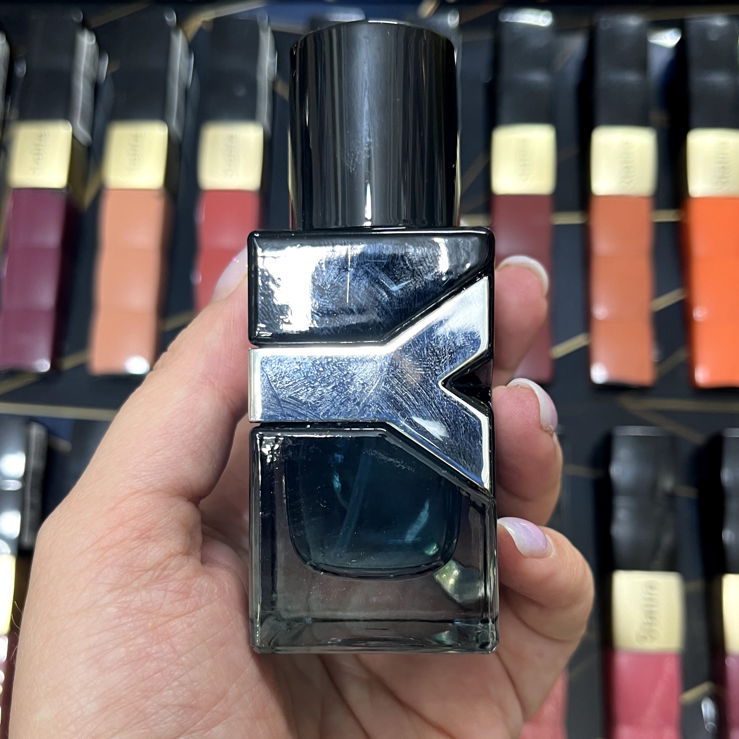 عطر جیبی  اسکوپ مدل ایو سن لورن حجم 30 میلی لیتر  رایحه گل خنک و تند مناسب استفاده خانم ها و آقایان