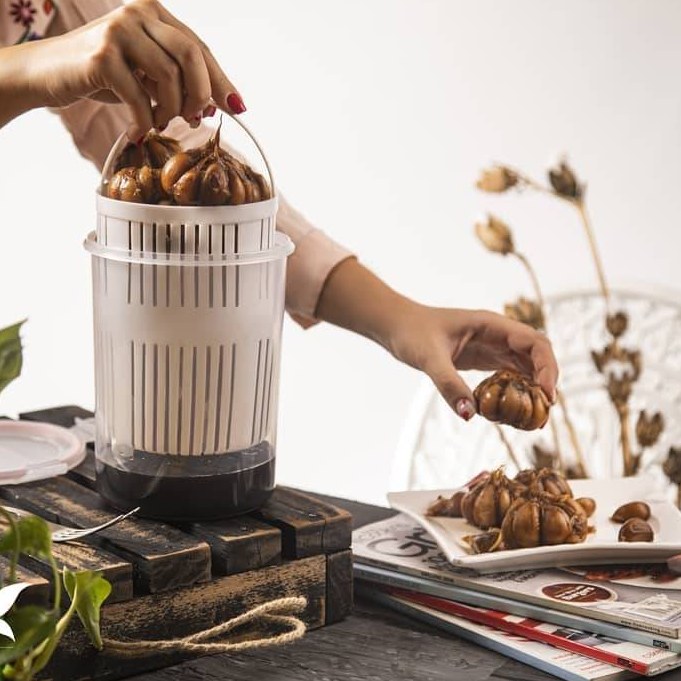 ظرف نگهدارنده ترشیجات